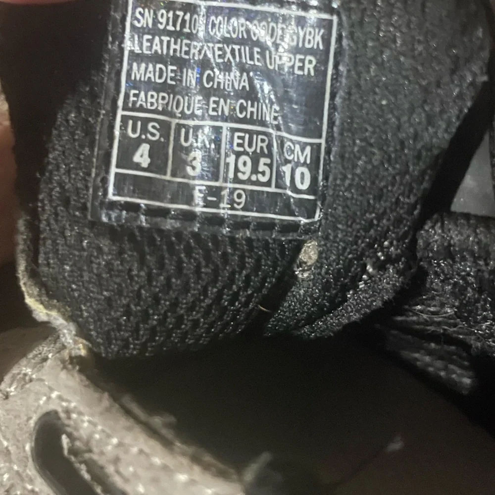 Skechers marked fit